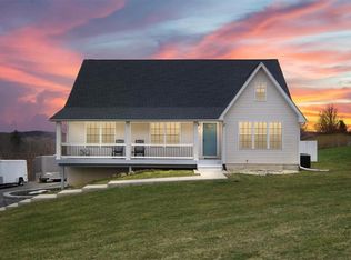 25 Idlewild Rd, Marlboro, NY 12542