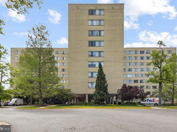 6641 Wakefield Dr APT 716, Alexandria, VA 22307