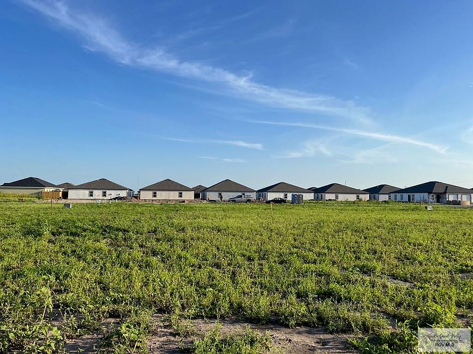 2nd image of 2329 N Valley Cir #57