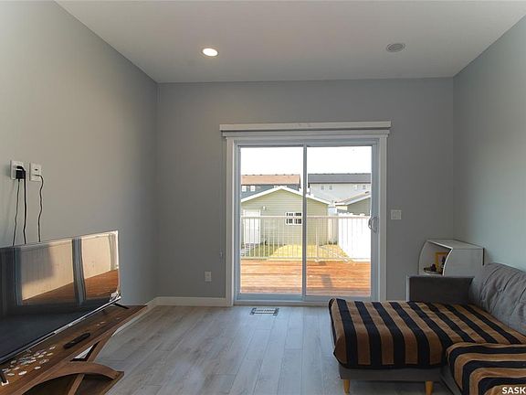 3rd image of 5624 TUTOR WAY