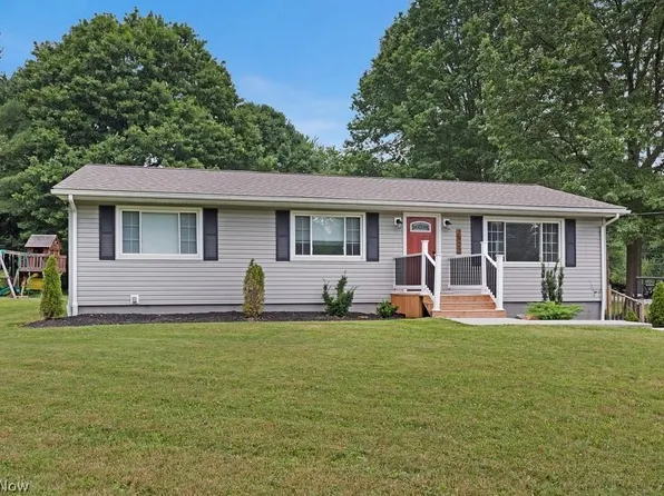 2922 Cliffside Dr, Copley, OH 44321