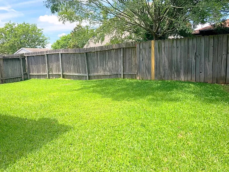 19954 Stoney Haven Dr — Photo 3