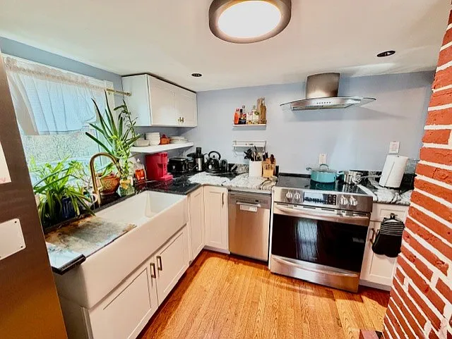 14 Amity St #3