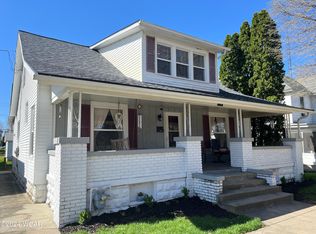 303 W Mechanic St, Wapakoneta, OH 45895