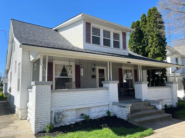 303 W Mechanic St, Wapakoneta, OH 45895