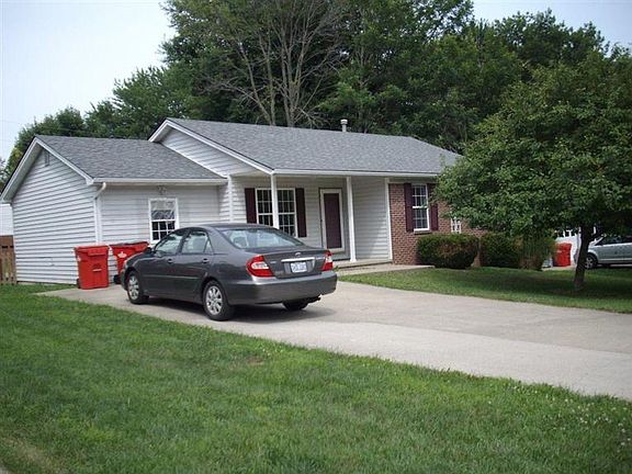 2nd image of 420 Green Fields Ln