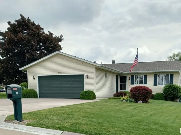 4433 N Lincoln Ave, Davenport, IA 52806