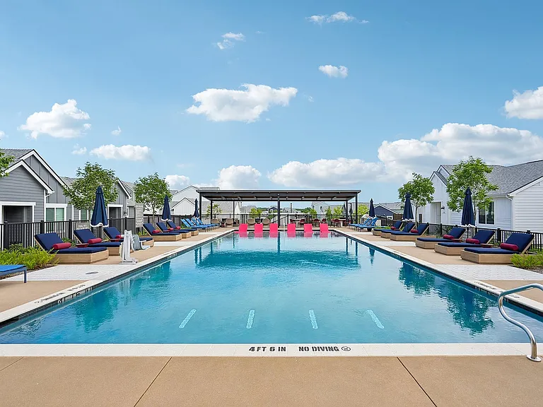 YardHomes Rowlett Creek Swimming Pool