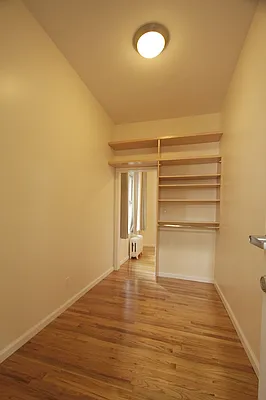 Rented by Compass | media 27