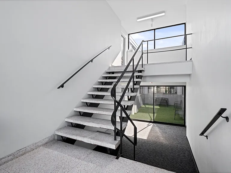 2945 W Peterson Ave #202 — Photo 12