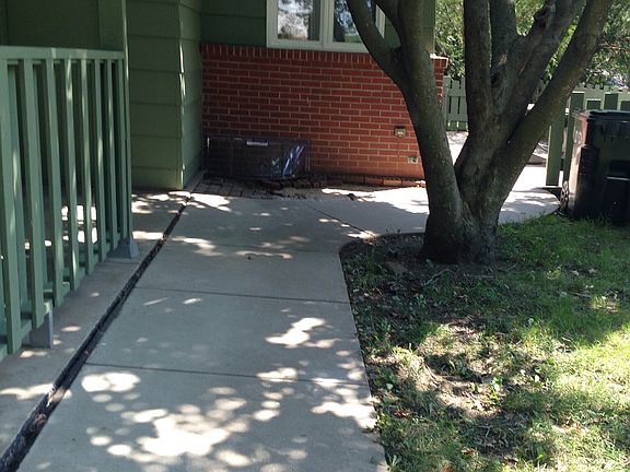 4th image of 736 Northborough Ln