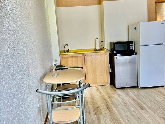 3rd image of 101 Palm Harbor Pkwy #328-B