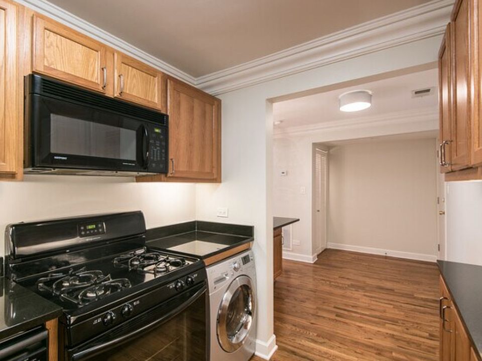 1st image of 4950 S King Dr APT 2