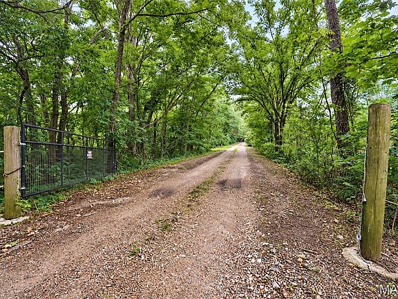 4th image of 9945 Highway 67