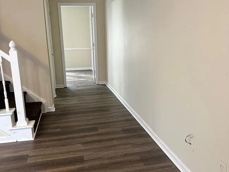 1119 Grovemont Dr #J6 — Photo 4