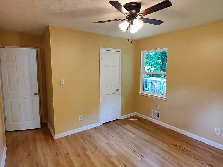 2399 Melody Ln NW — Photo 10