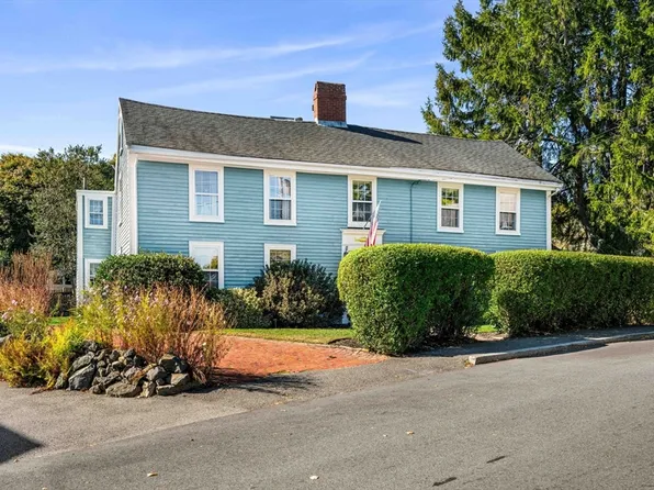 42 Orne St, Marblehead, MA 01945