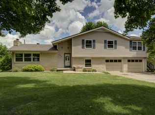 3955 W Dover St, Springfield, MO 65802