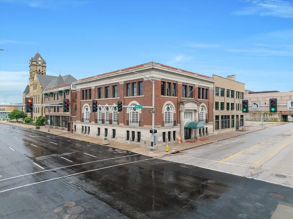 400 N Main St, Davenport, IA