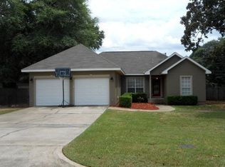 905 Woodleigh Rd, Dothan, AL 36305