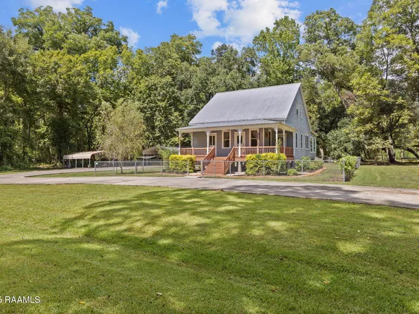 1020 Fournet Rd, Saint Martinville, LA 70582