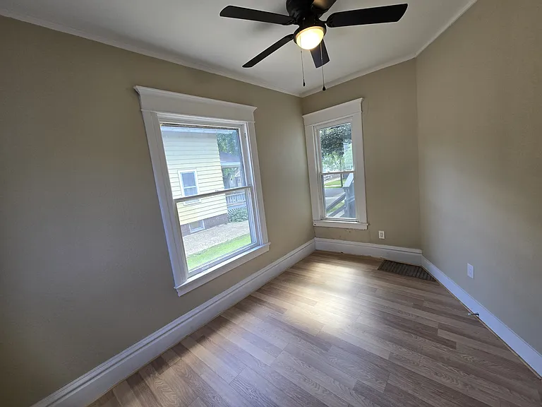 502 Pearl St #1 — Photo 21