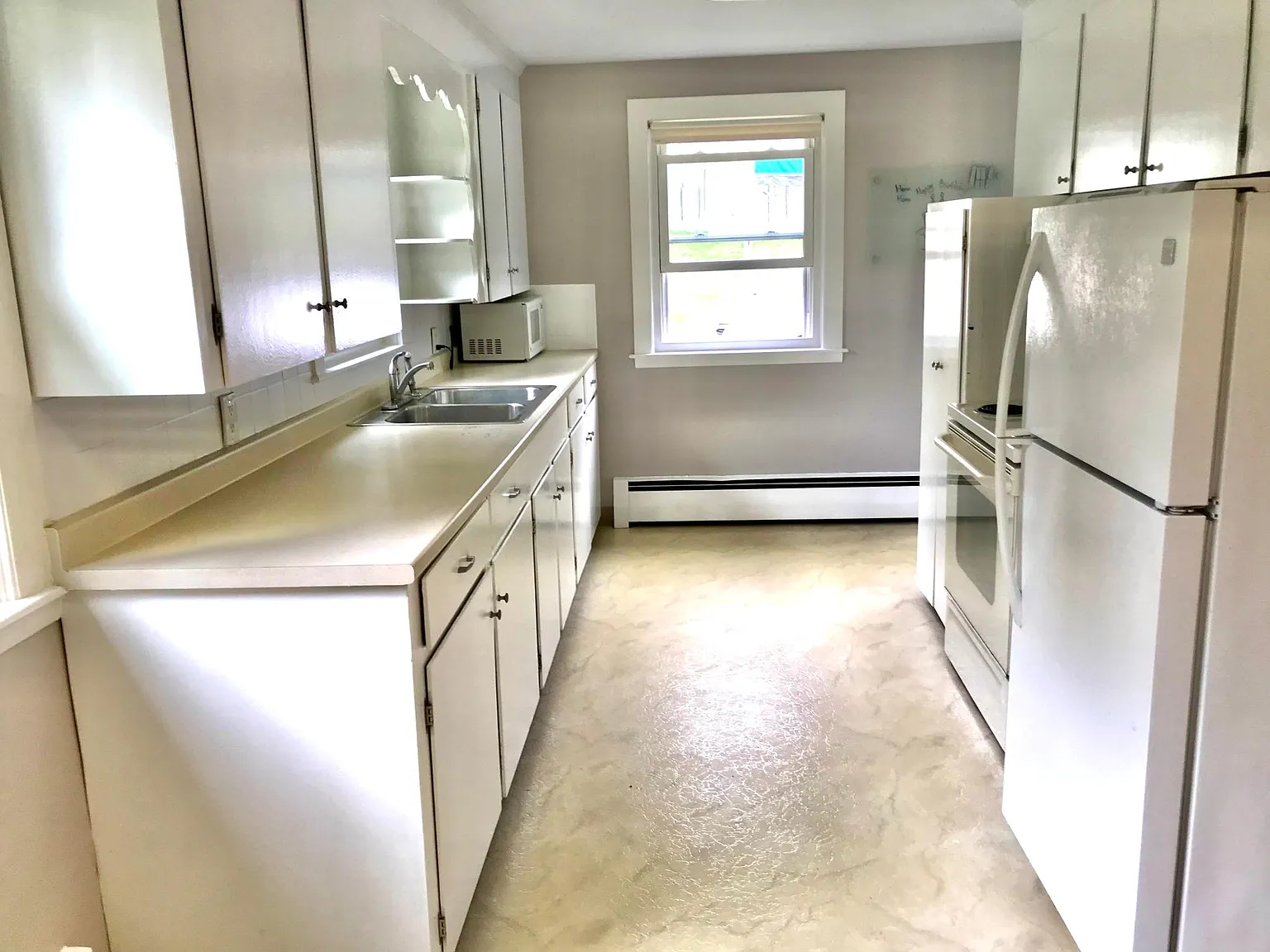 17 Hamlin Rd — Photo 2