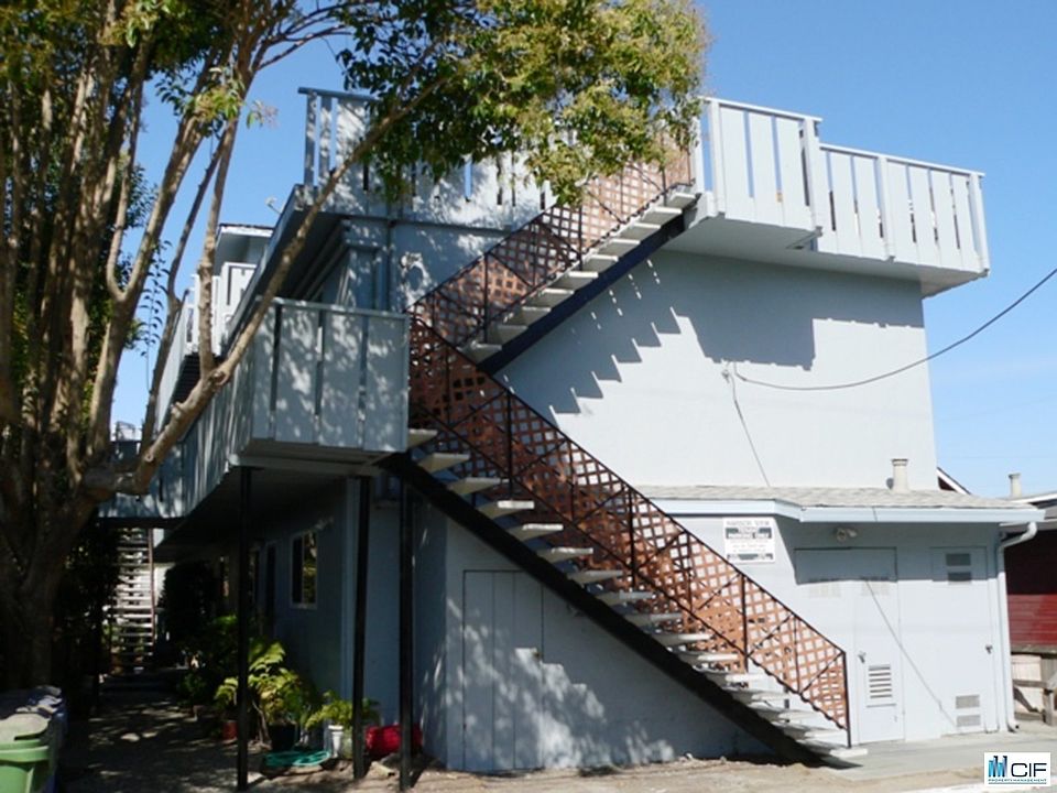 132 6th Ave APT 3 Santa Cruz CA 95062 Zillow