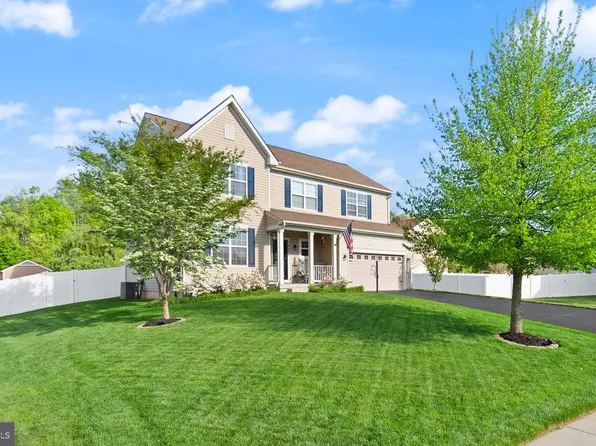14492 Sharpshinned Dr, Gainesville, VA 20155