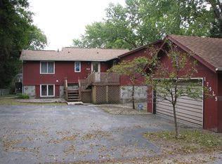 17515 Kraft Dr, Bellevue, NE 68123