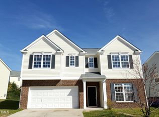 2428 Lazy River Dr, Raleigh, NC 27610