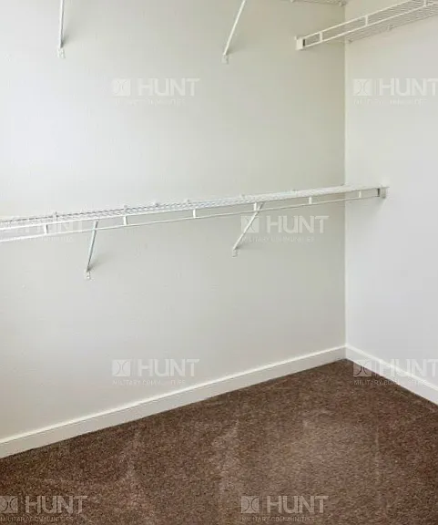 421 New York Dr — Photo 15