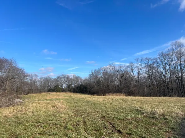 8285 Warsaw Rd, Dry Ridge, KY 41035