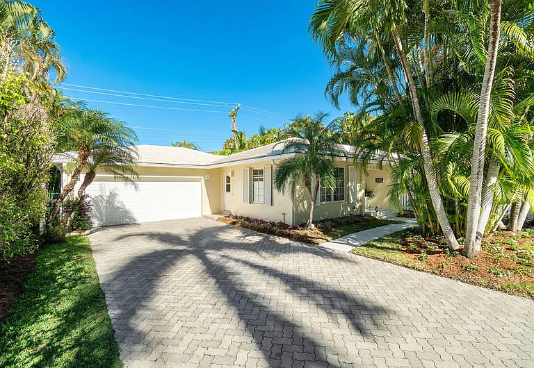 241 List Rd — Photo 2