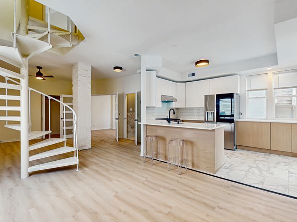 2430 N Southport Ave APT 2R