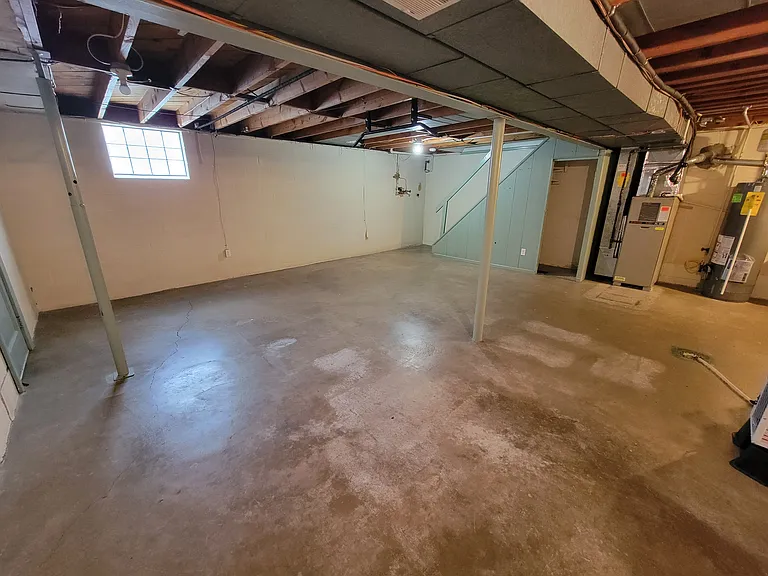 628 Highridge Dr — Photo 6
