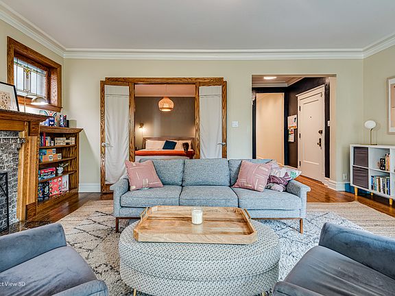 5th image of 1330 W Elmdale Ave #2W