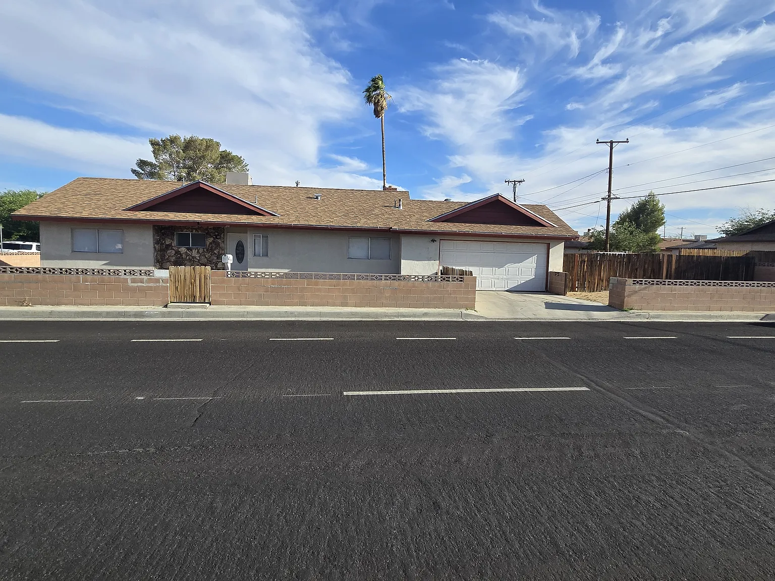 3 bed, 1342 sqft, $1,675 — Photo 2