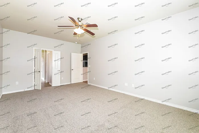 9704 Squire Ln — Photo 9
