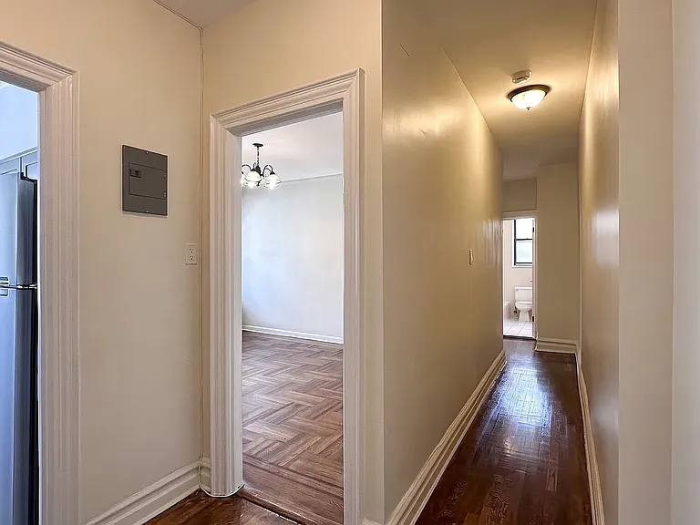 402 Marine Ave #2B — Photo 2