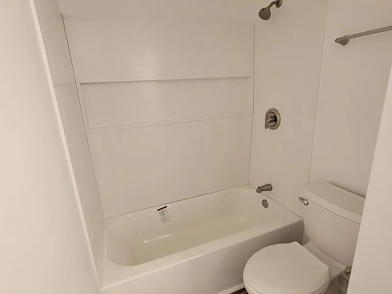 1660 N 4th St #3B — Photo 2