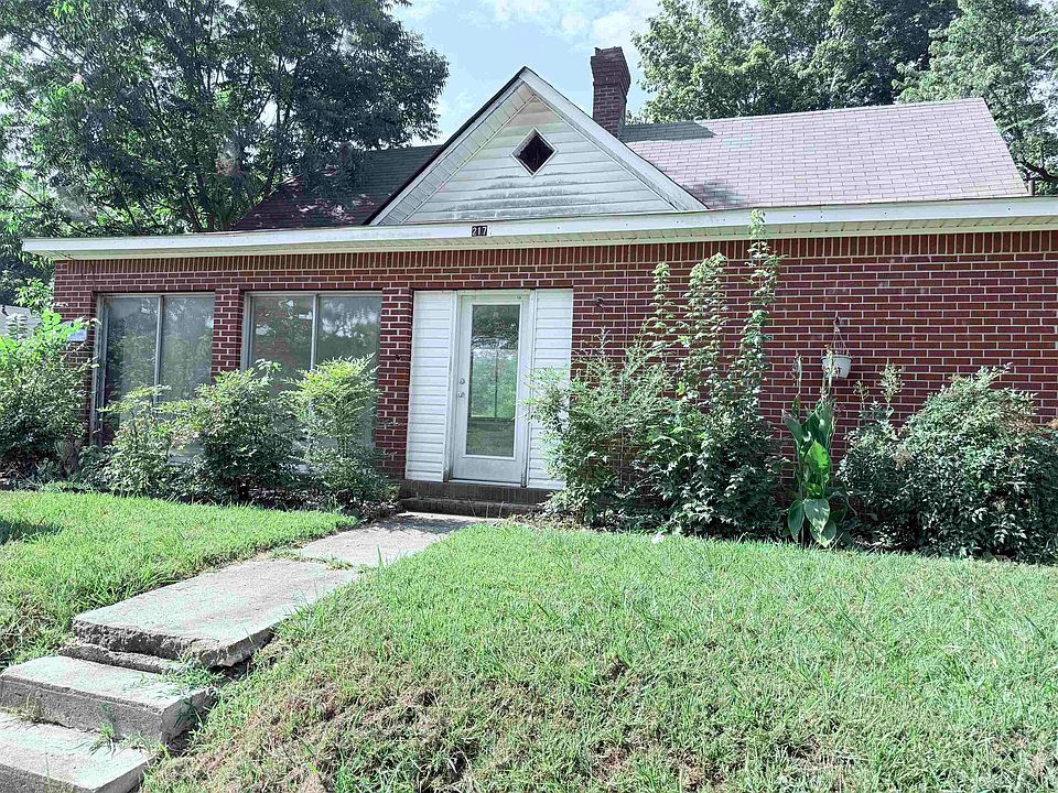 1st image of 217 Graves Ave