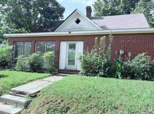 217 Graves Ave, Henning, TN 38041