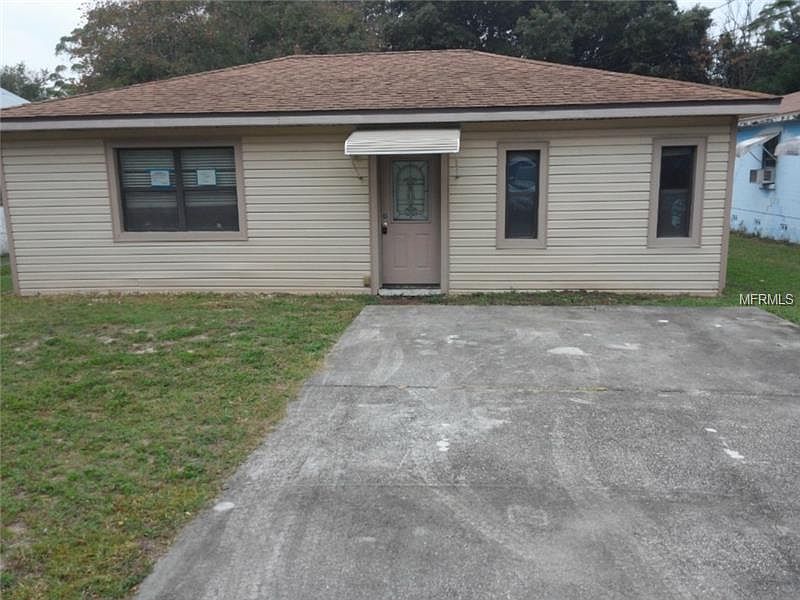 1st image of 638 S 10th St