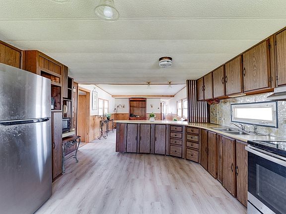5th image of 281 Chauncey Walker St #153