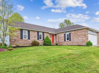 892 Kenwood Ct, Monroe, OH