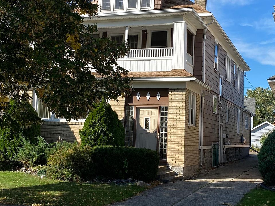 311 North Drive