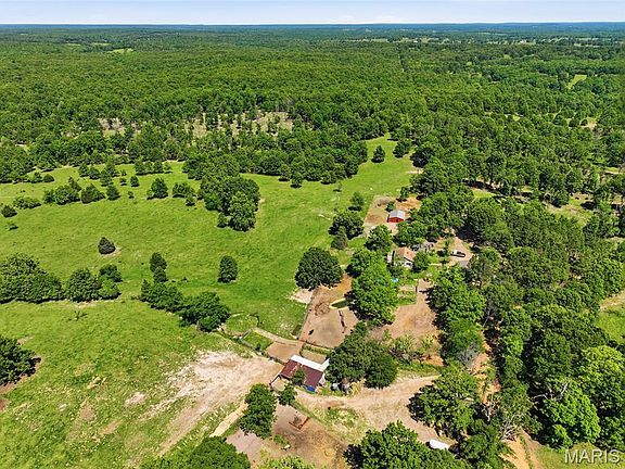 4th image of 210 County Road 320