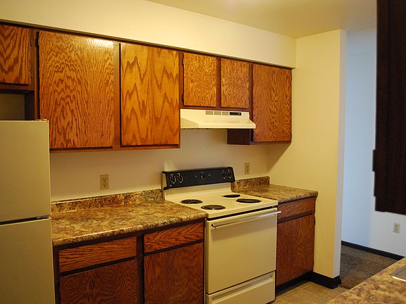 5th image of 510 Madison St APT 208