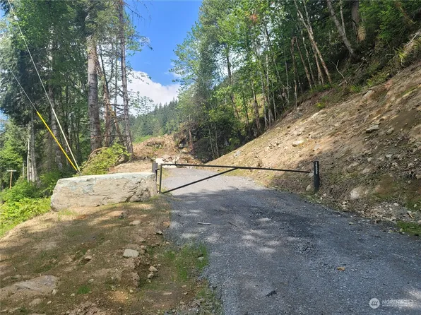 36809 E State Road 706, Ashford, WA 98304